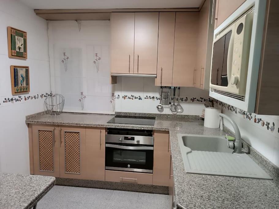Recogidas Deluxe Granada Luaran gambar
