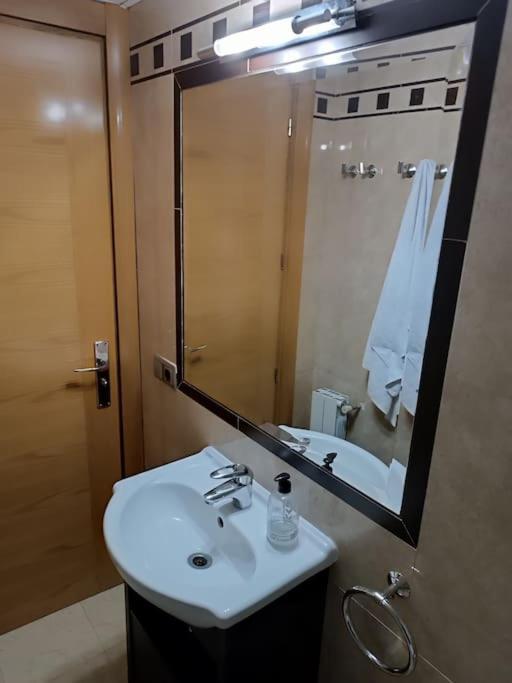 Recogidas Deluxe Granada Luaran gambar